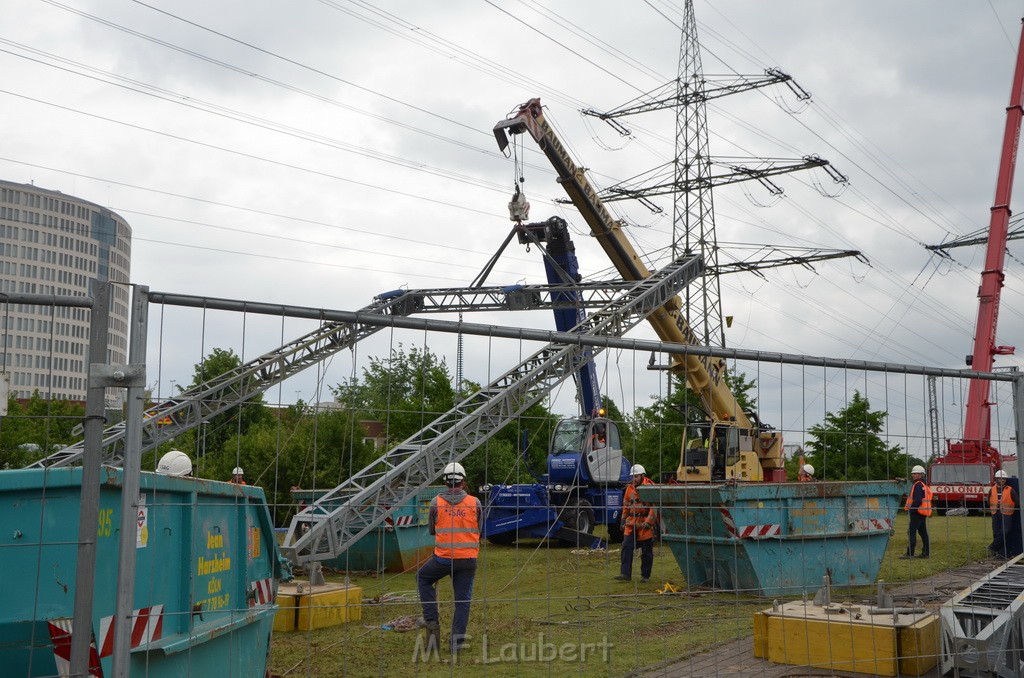 Vorbereitung neue Masten Aufbau P309.JPG - Miklos Laubert